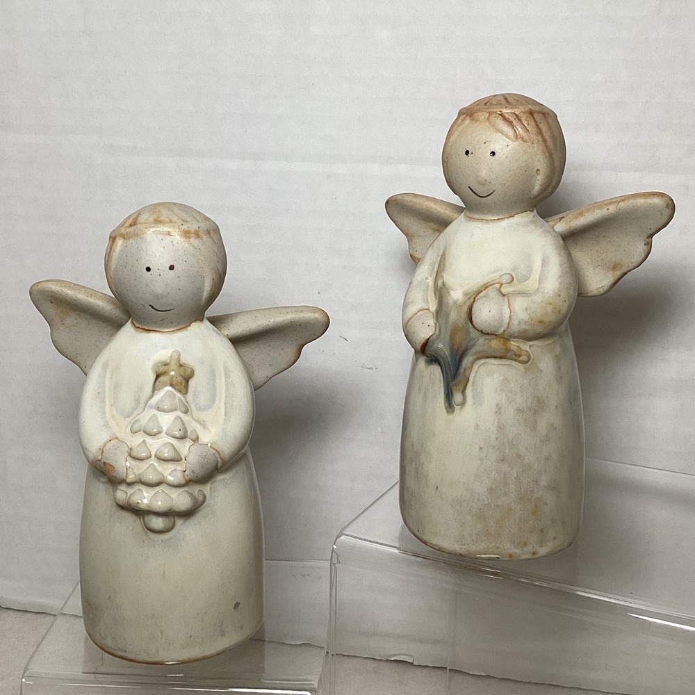 Earthenware Set of 2 Ceramic Angels Holding Christmas Tree & Star Tabletop Decor